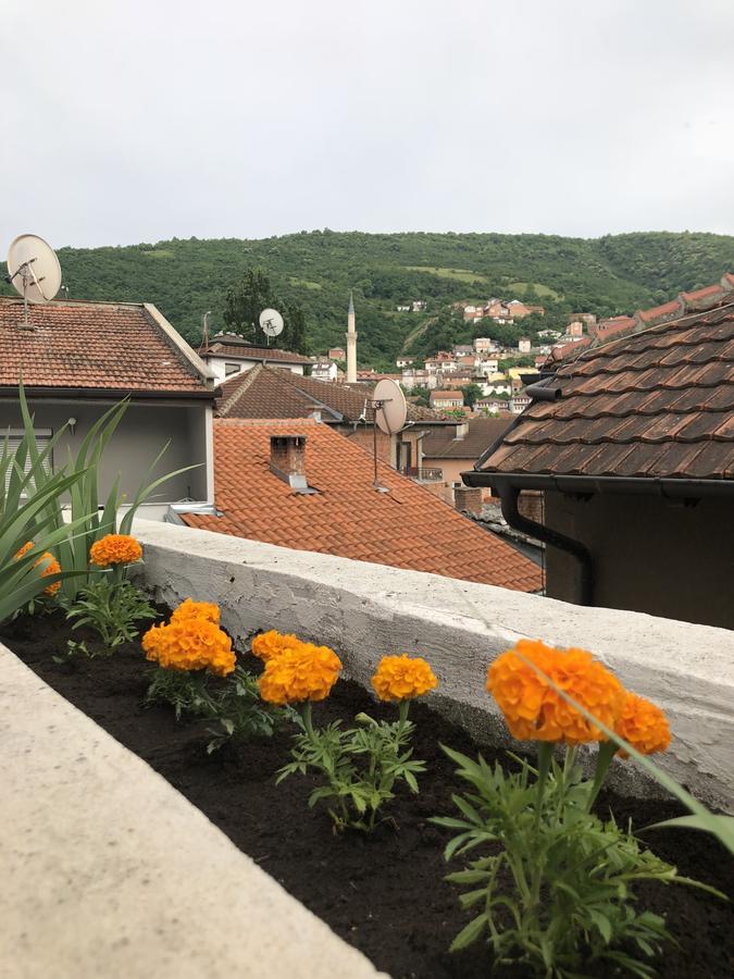 Central Apartment With City View Prizren Exterior foto